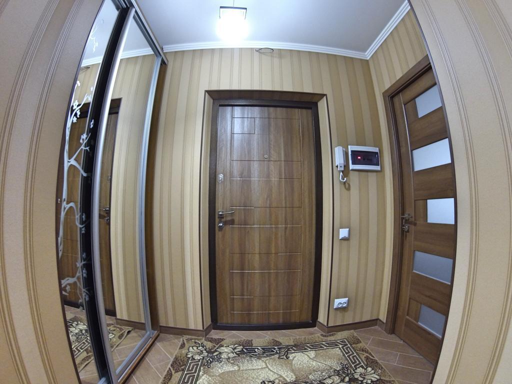 Naberezhnaya Roshen Lägenhet Vinnytsia Exteriör bild